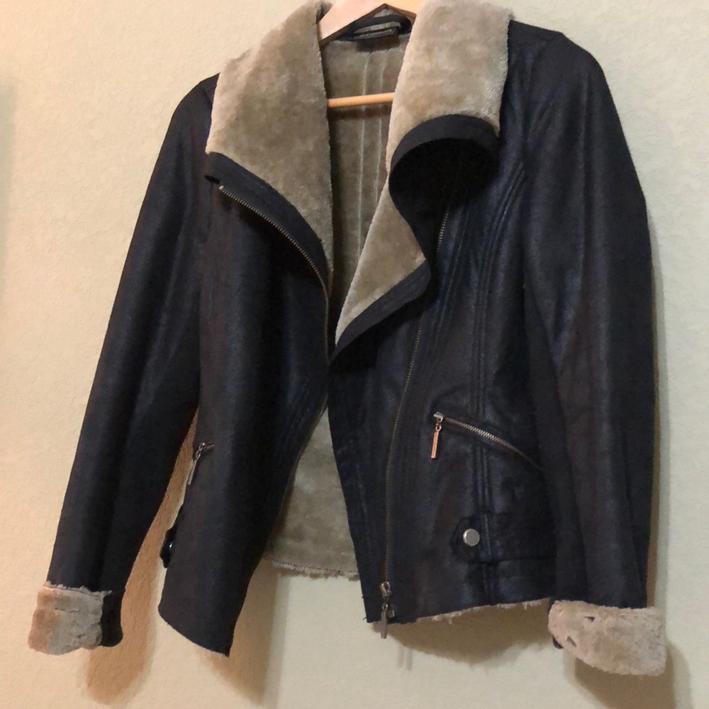 Black faux suede & faux Shirling jacket